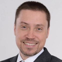 Foto Stefan Konetschnik